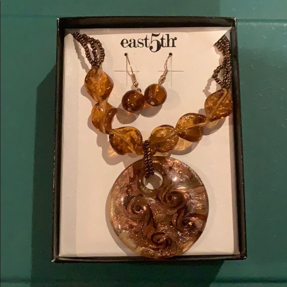 East5th Necklace and Earrings Set!!!!